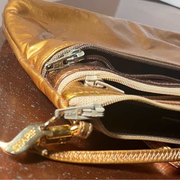 Vintage Sharif Crossbody - Picture 9 of 11